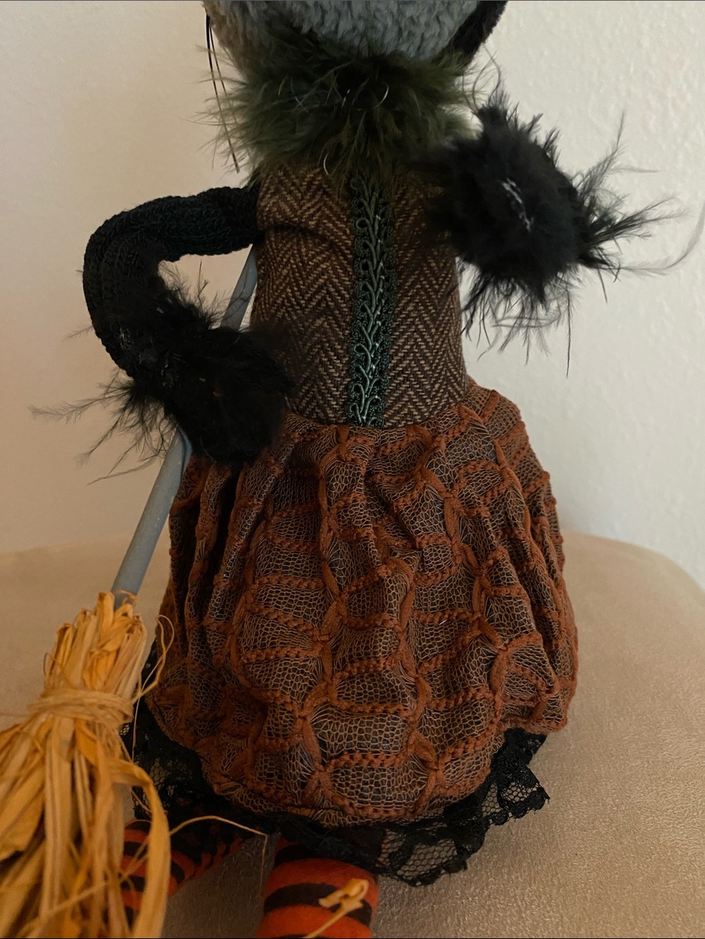 Black Cat Couple Figure Witch Costume Shelf Sitter - Picture 3 of 13
